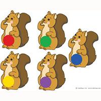 Fünf kleine Eichhörnchen spielen Verstecken – Formen und Farben