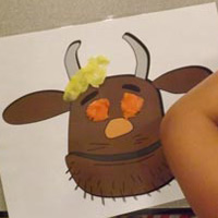 Grüffelo-Knetunterlage und Spiel für Kinder