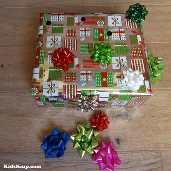 Feinmotorik mit Geschenkschleifen